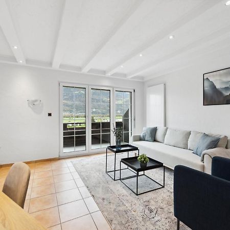 Sonniges Apartment Mit Traumhaftem Bergblick Buchs  Extérieur photo