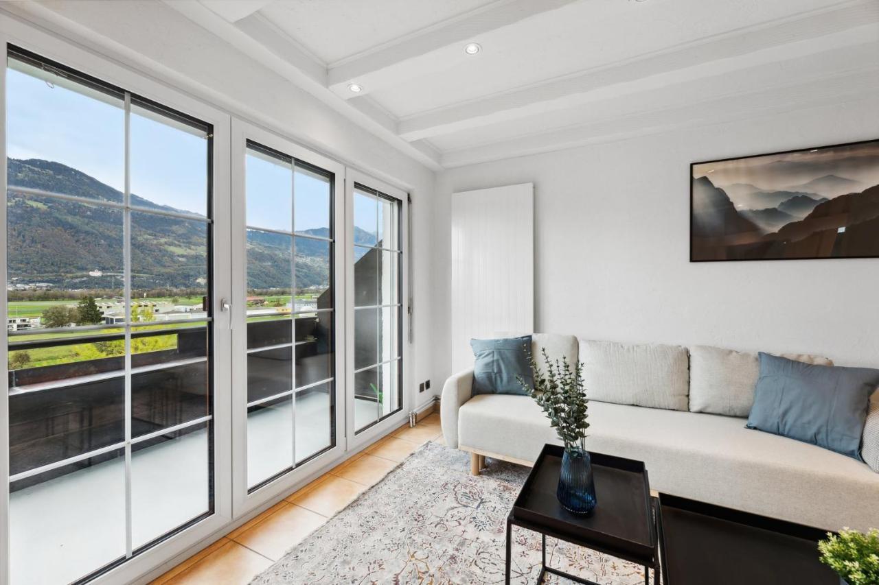 Sonniges Apartment Mit Traumhaftem Bergblick Buchs  Extérieur photo